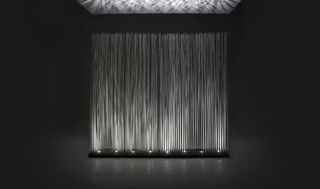Sticks-with-led-mood-1.webp